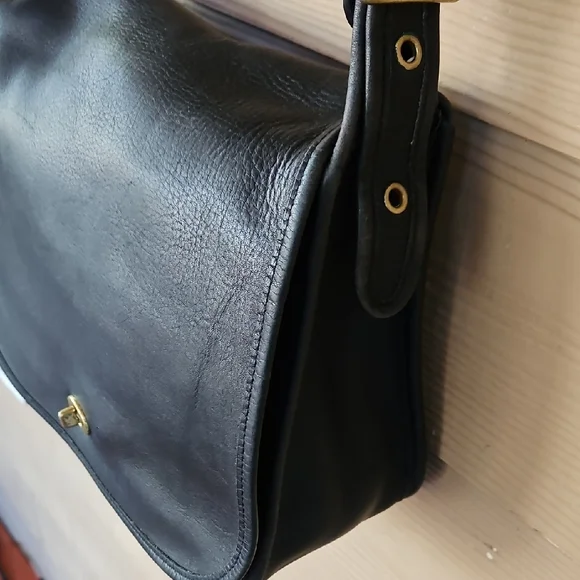 Vintage Coach Stewardess Midnight Black Leather Shoulder Bag - Picture 10 of 17